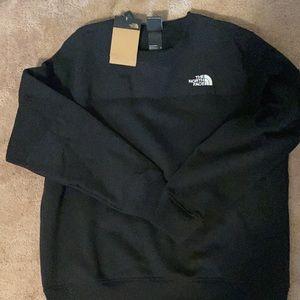 Men’s North Face pullover NWT